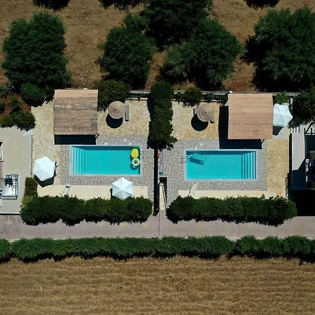 Regina Ioanna Villas Agia Efimia