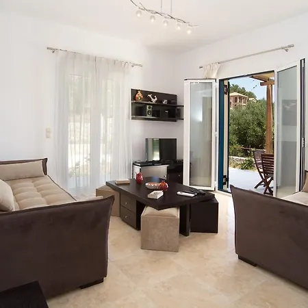 Villa Regina Ioanna Villas