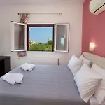 Vila Regina Ioanna Agia Efimia